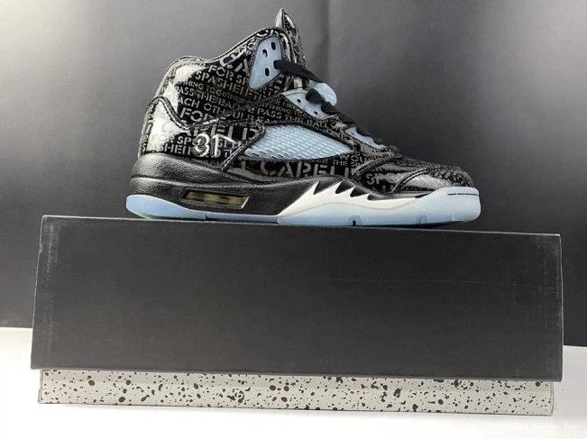 Retro AIR Doernbecher Jordan 5 633068-010 0621